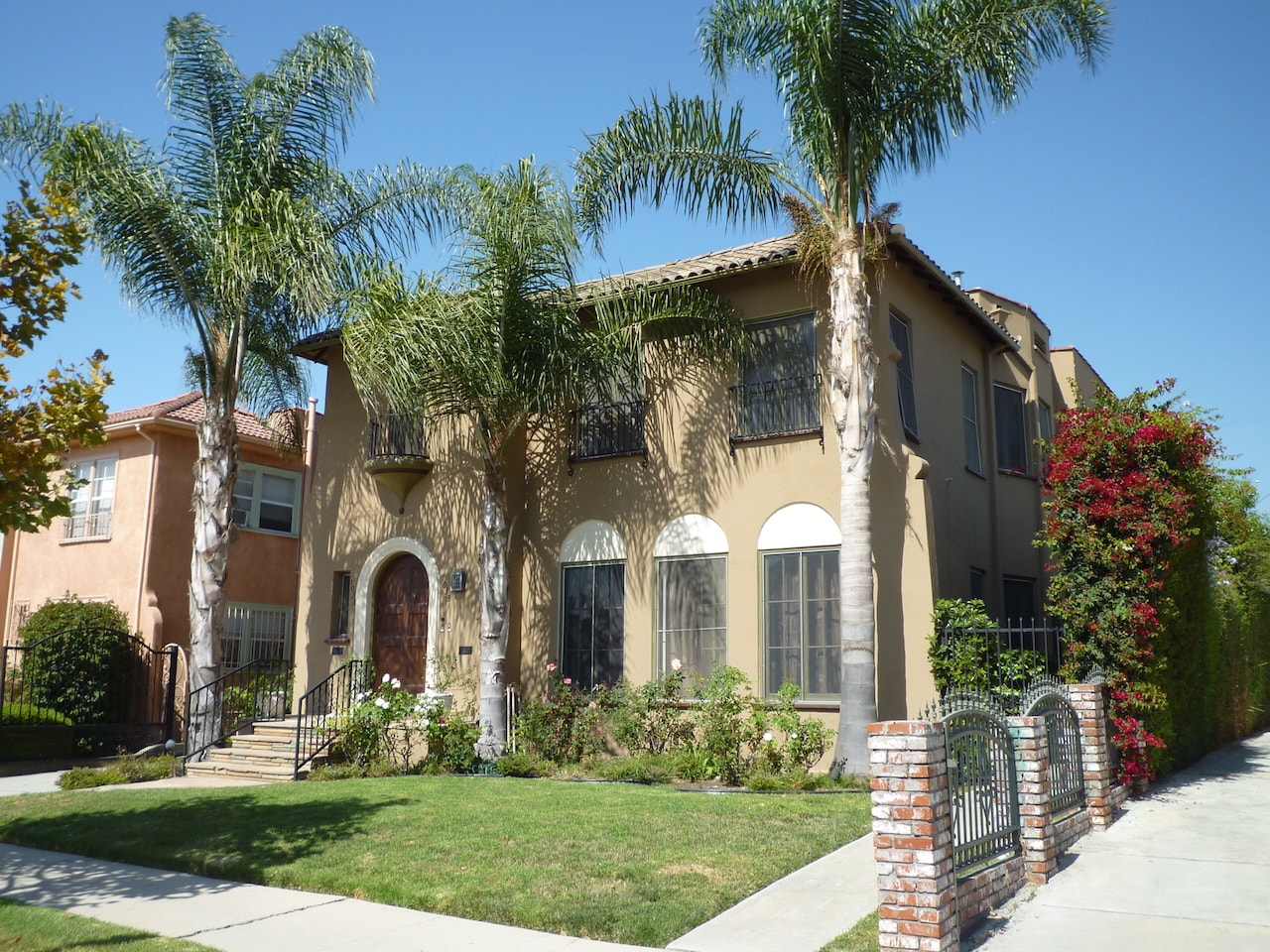 Building Photo - 1035 Meadowbrook Ave