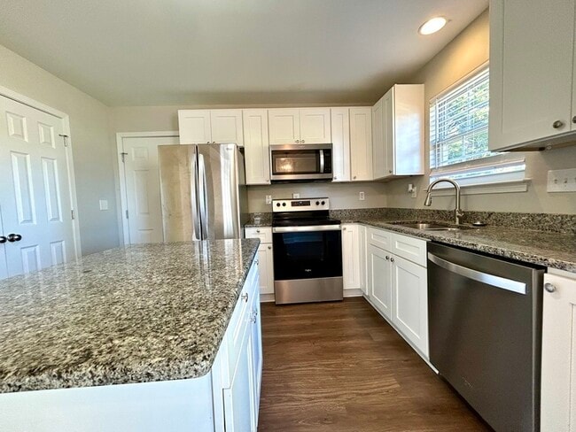 Building Photo - 10120 Baxter Caldwell Dr