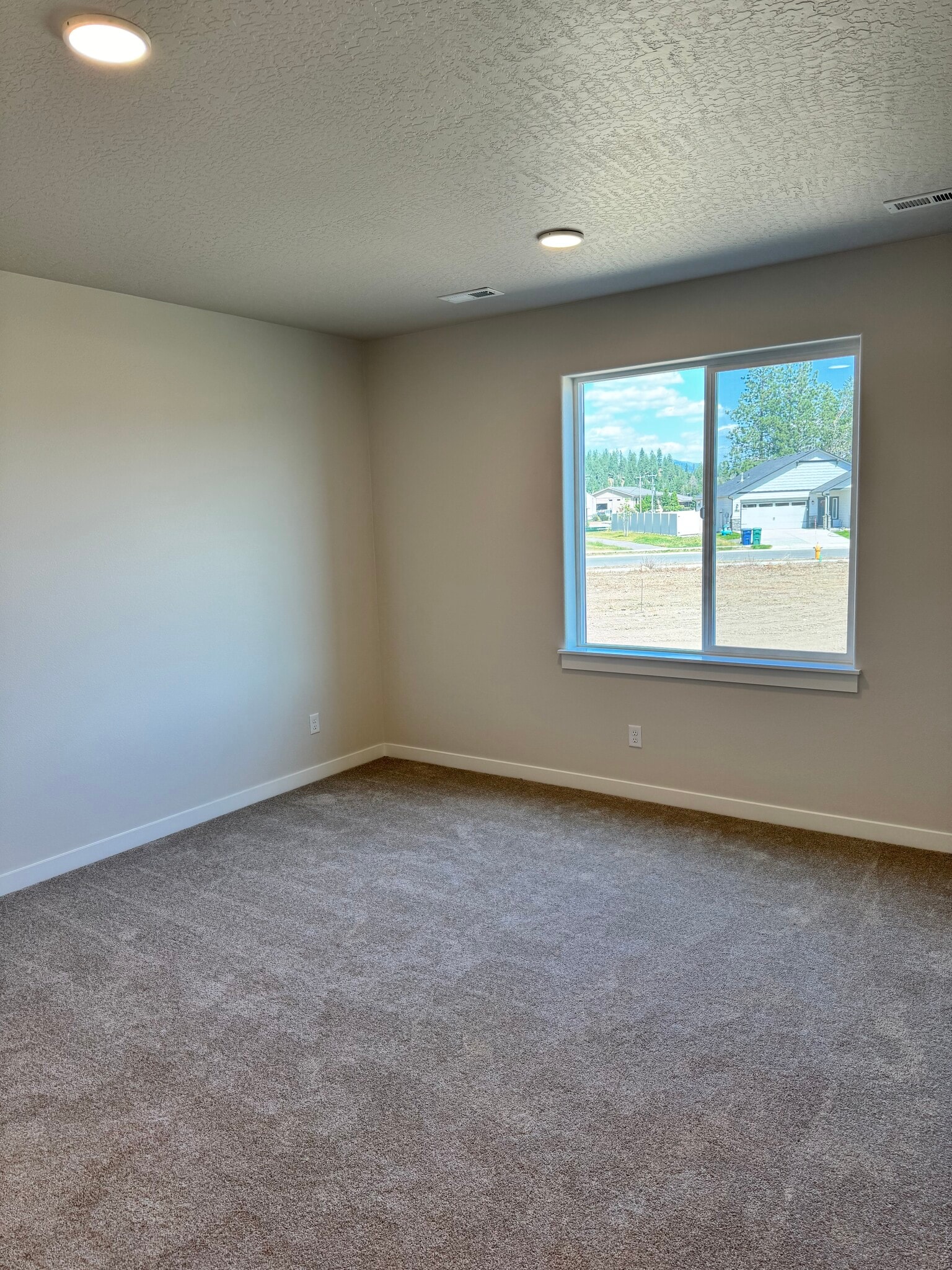 Building Photo - 13490 N Grand Targhee St