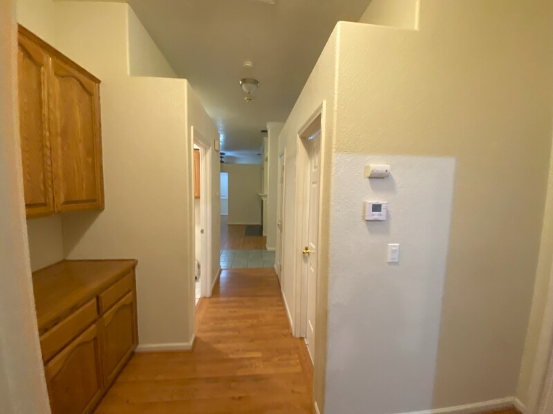 Building Photo - 1806 Augusta Ln