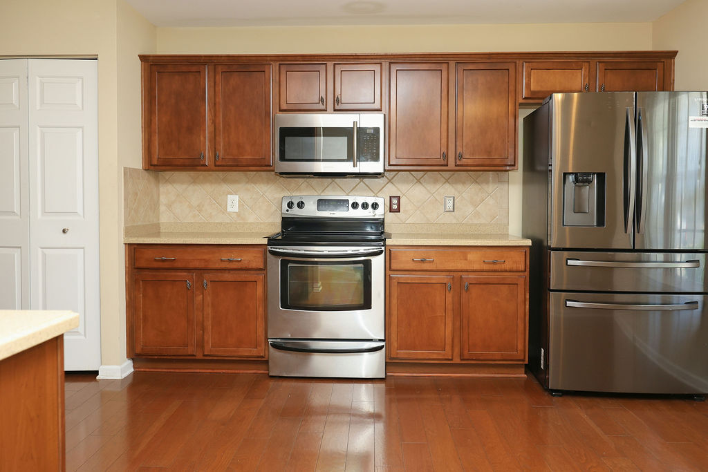 Building Photo - 8843 Thornton Town Pl