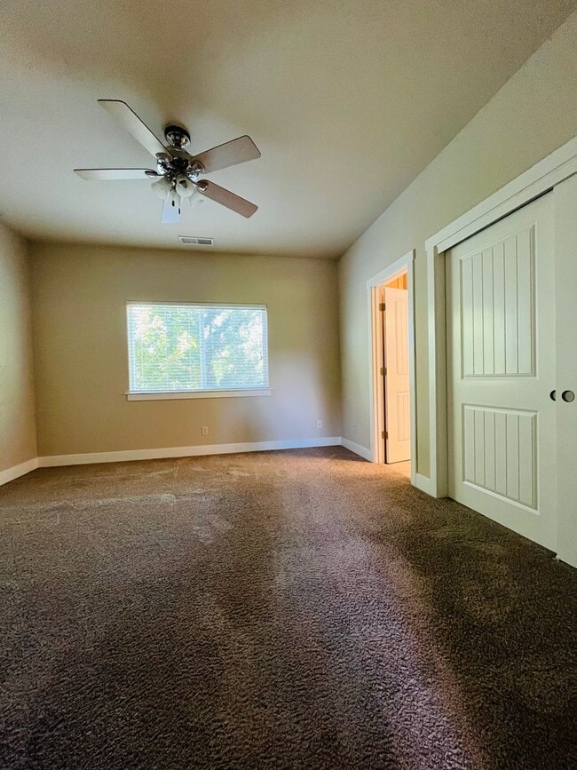 Building Photo - Available Soon! Beautiful House on a Cul-De-Sac