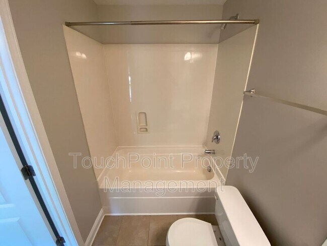 Building Photo - 252 Hurston Cir