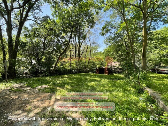 Building Photo - 4242 Pinkney St