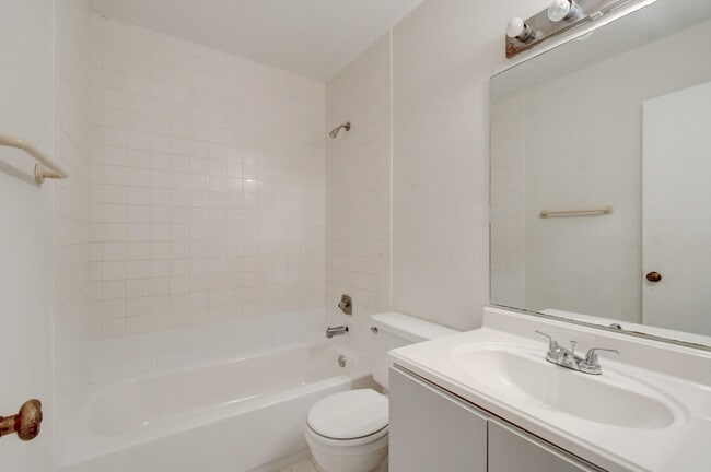 Building Photo - 5710 Princess Palm Ct