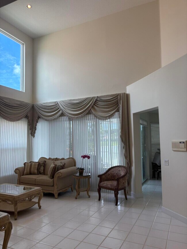 Building Photo - 927 Augusta Pointe Dr