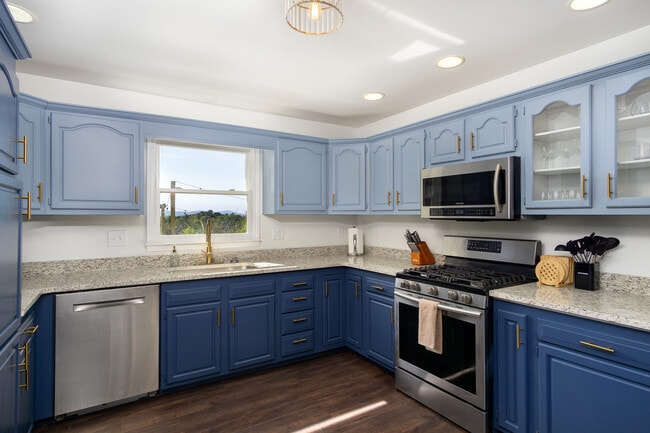 Building Photo - 54 Hyder Ln