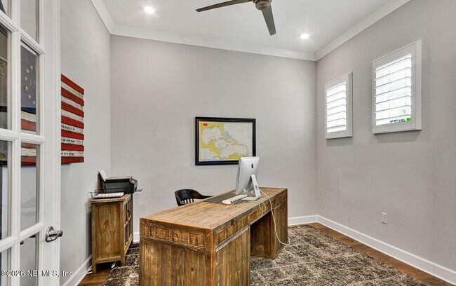 Building Photo - 104 Marquesa Cir