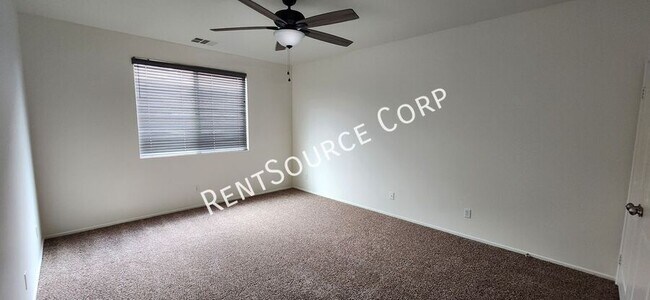 Building Photo - 3215 Tumbleweed Ave
