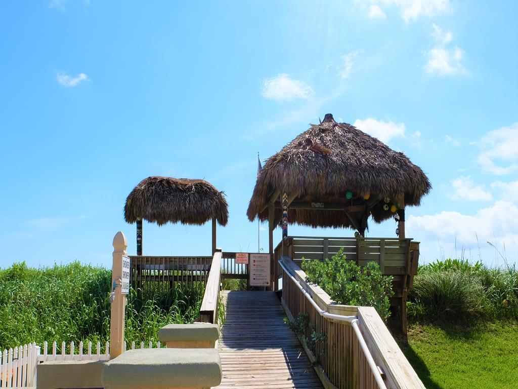 Building Photo - 10102 S Ocean Dr