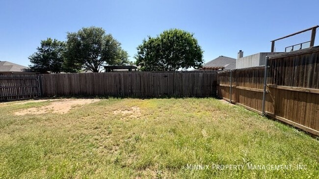 Building Photo - 7514 Paris Ave