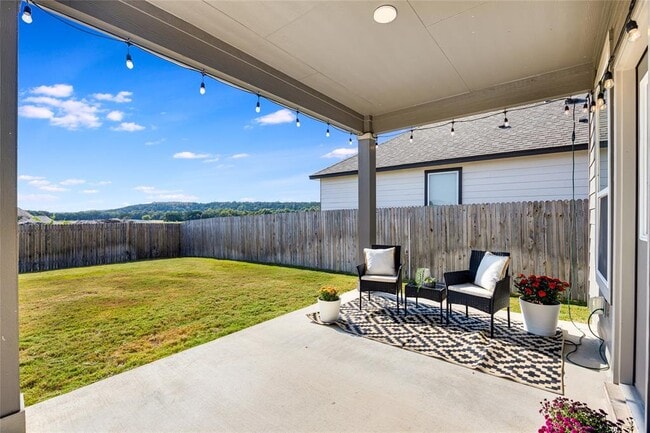 Building Photo - 1905 Red Berry Pass