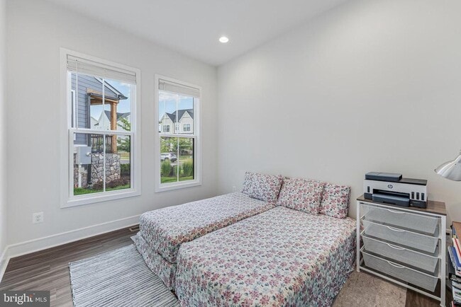 Building Photo - 23765 Fairfield Knl Ct