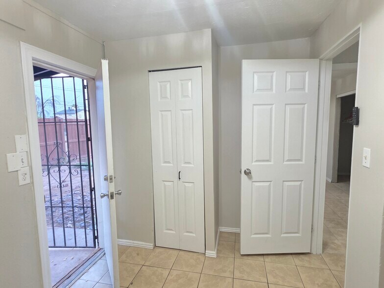 Bedroom 2 - 141 E Ash Ave