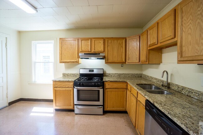 Building Photo - Charming Single Family Home One Block From...