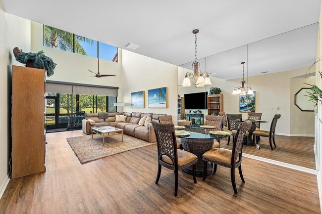 Building Photo - 858 Windermere Way