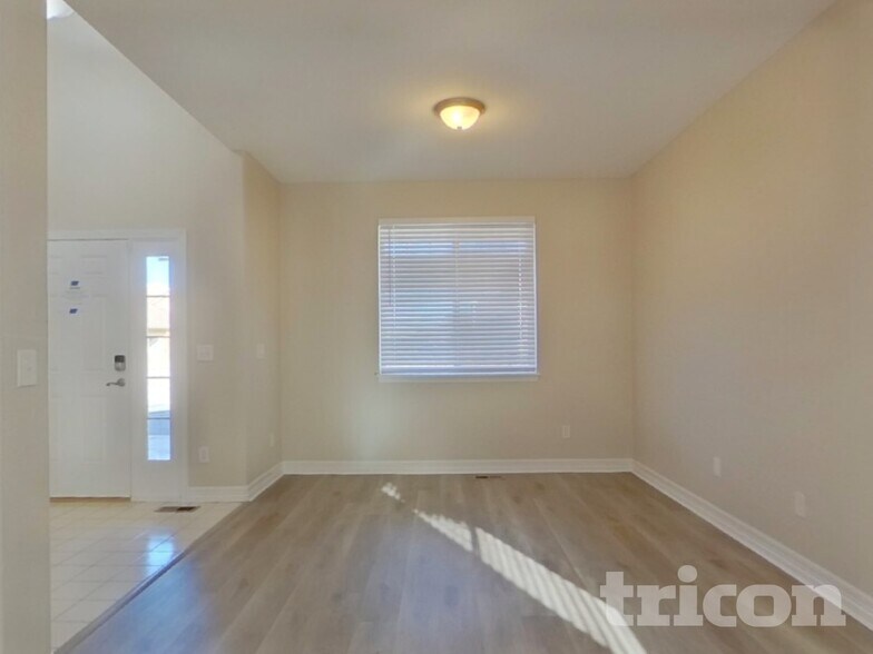 Building Photo - 12742 E 106th Ave