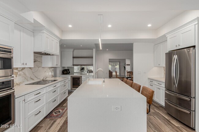 Building Photo - 3001 Ironwood Rd