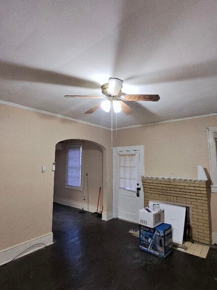 Building Photo - 1010 N Pinckney St