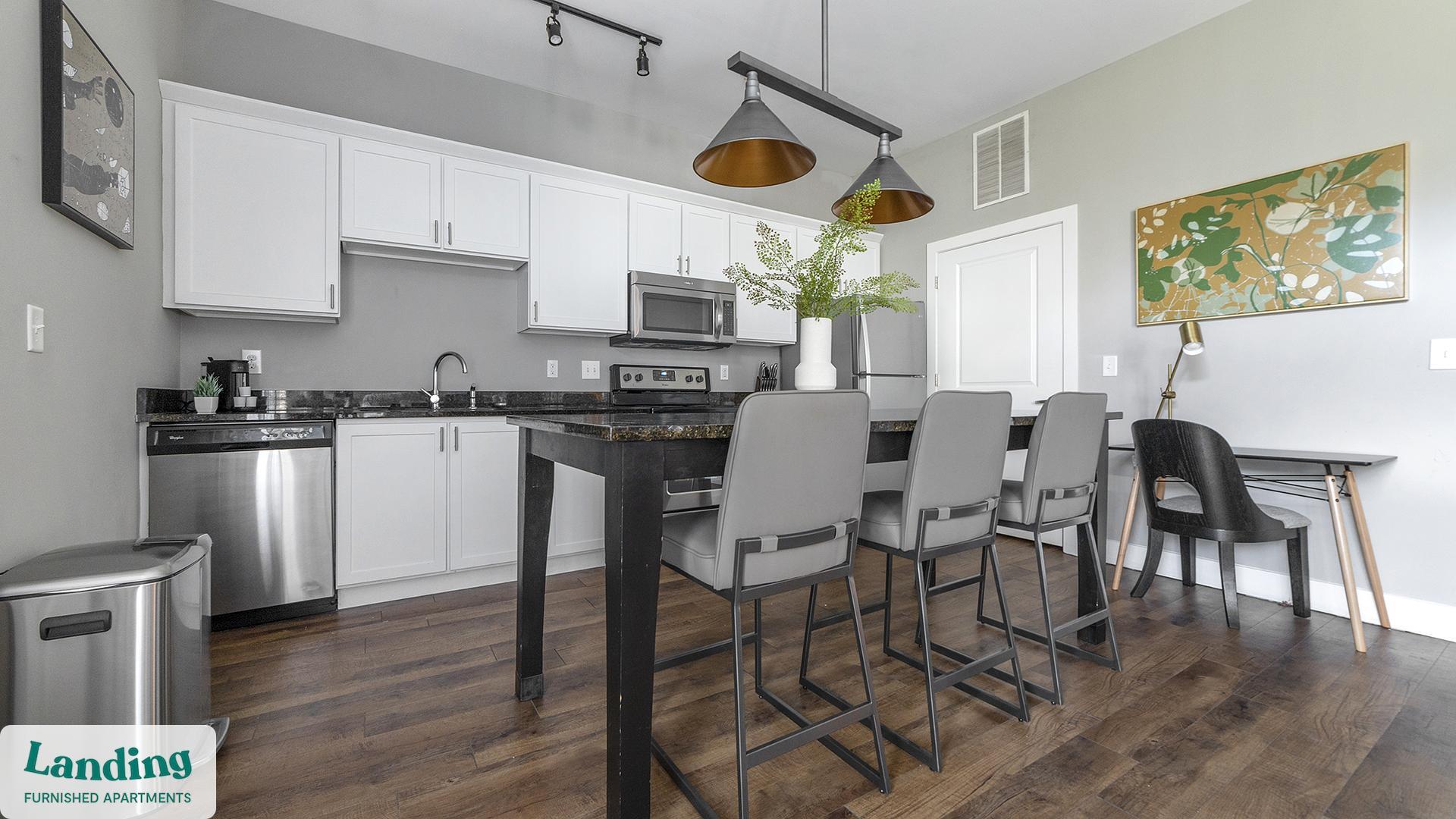 Building Photo - 41 E 9th Ave