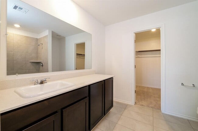 Building Photo - 10952 SW 23rd Pl