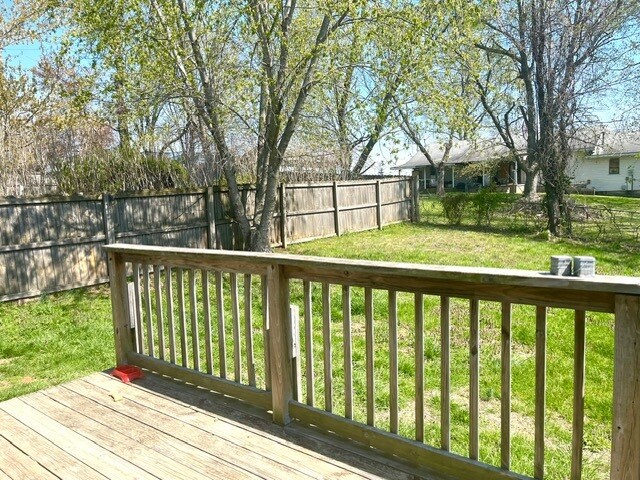 Building Photo - 390 Brook Ave