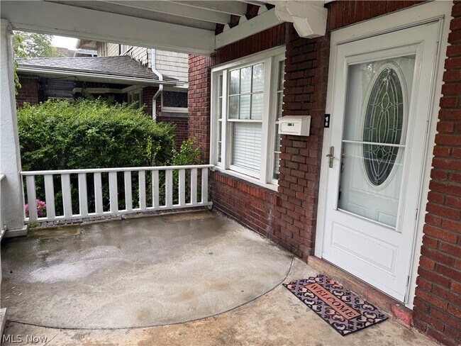 Building Photo - 10806 Clifton Blvd
