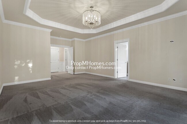 Building Photo - Luxury Four Bedroom Home in Oregon City!