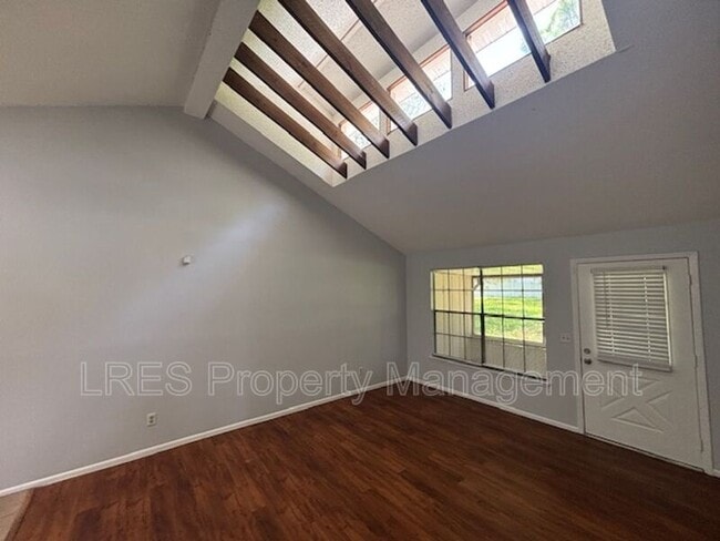Building Photo - 4654 Lighthouse Cir