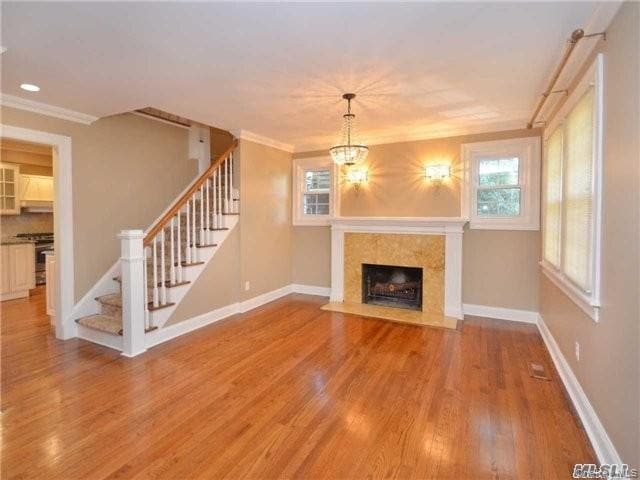 Building Photo - 25 Gaynor Ave