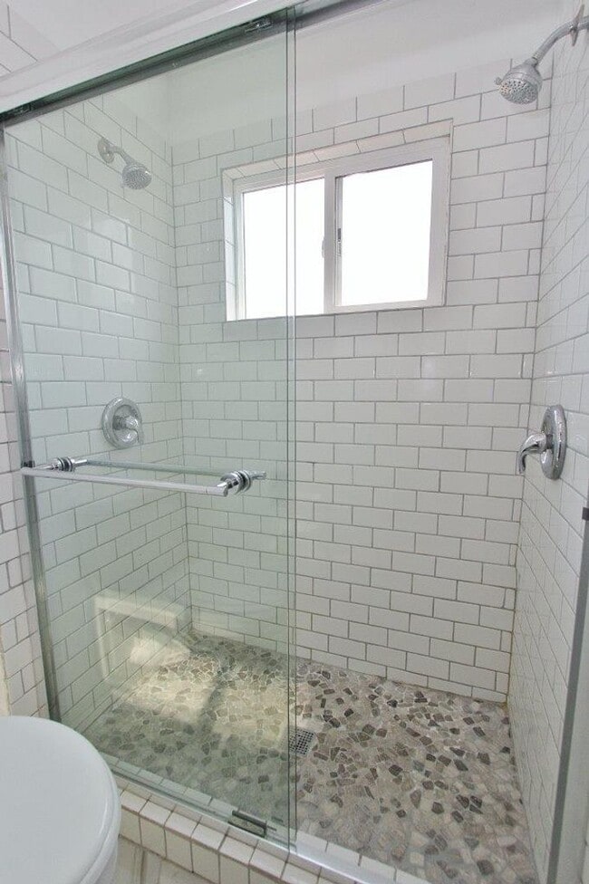 Building Photo - Charming Home in Caldwell
