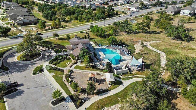 Building Photo - 105 Riverhill Dr
