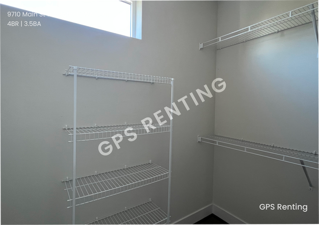Building Photo - Beautiful Bed 4, Bath 3.5, home!