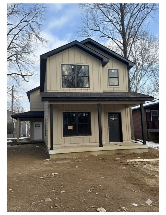 Building Photo - 111 S Jefferson St