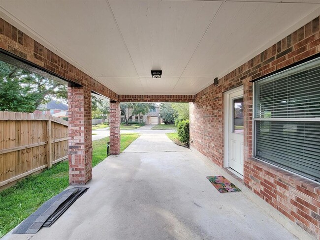 Building Photo - 8914 San Patricio Ct