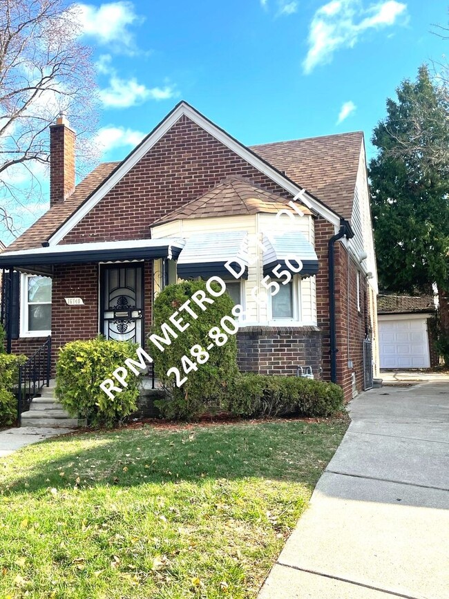 Building Photo - Newly Renovated Bungalow Home In Detroit