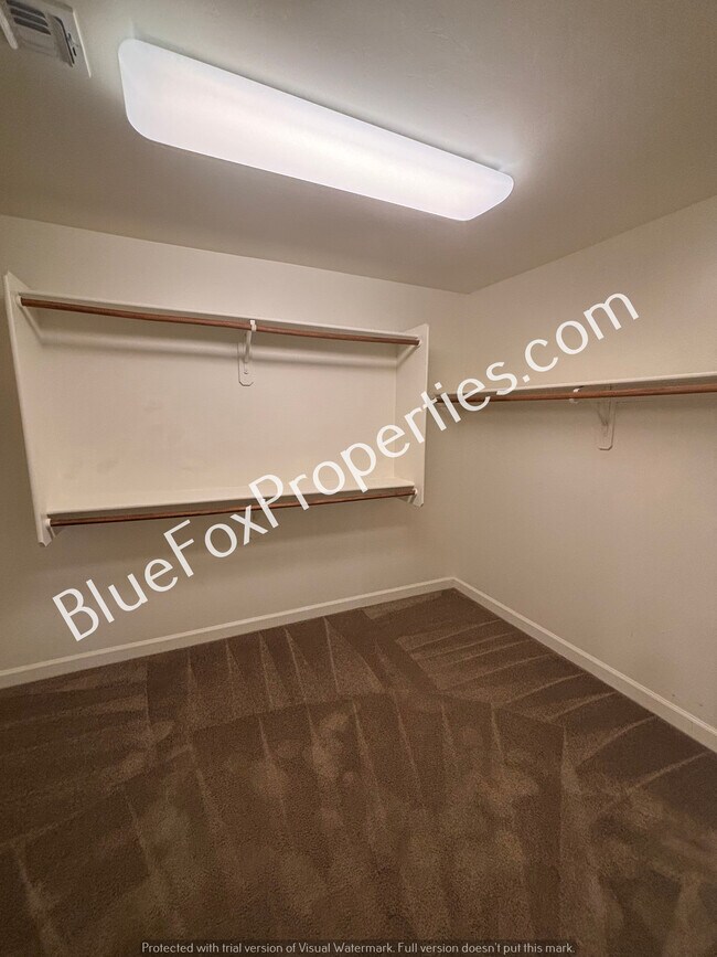 Building Photo - 12901 N Camino Vieja Rancheria