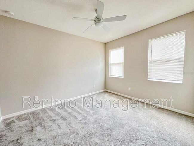 Building Photo - 9409 Baraboo Way