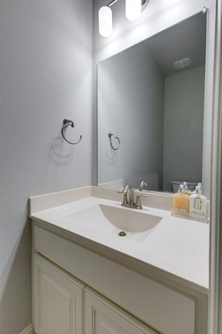 Building Photo - 3521 Camden Dr