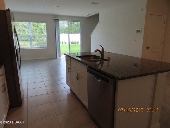 Building Photo - 4 BELLA LAGO Cir