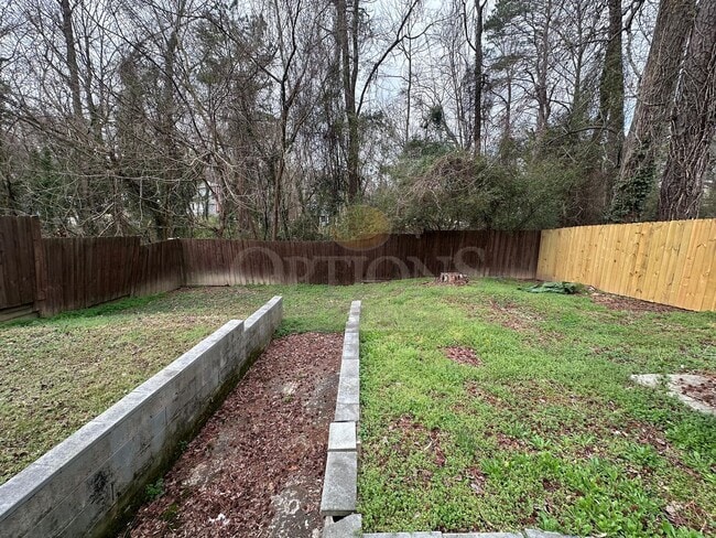 Building Photo - 3 Bedroom Home in Oakland City