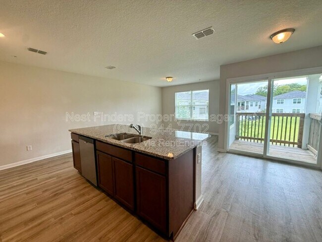 Building Photo - 9121 Western Way