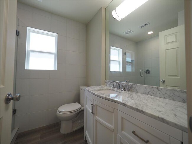 Building Photo - 4711 Bull Creek Rd