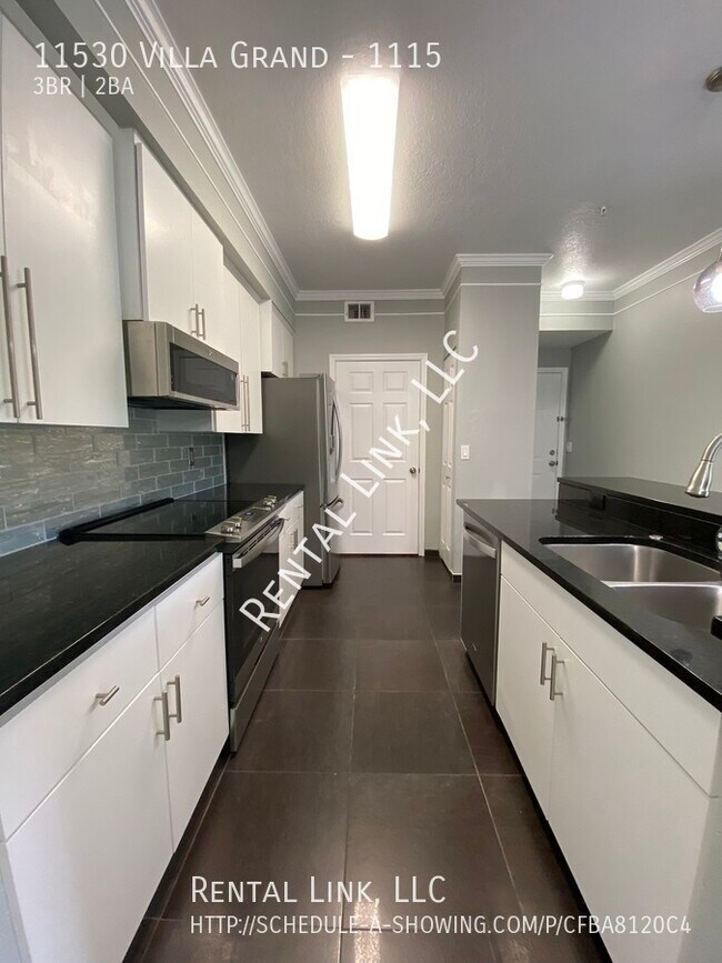 Building Photo - 11530 Villa Grand