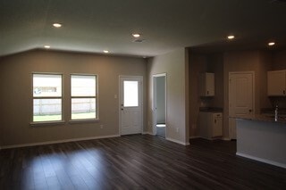 Building Photo - 217 Rockbridge Dr
