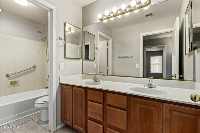 Building Photo - 17408 N Cassi Dr