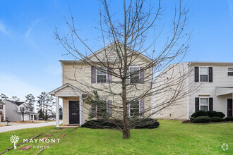 Building Photo - Refreshed 3 Bedroom Home