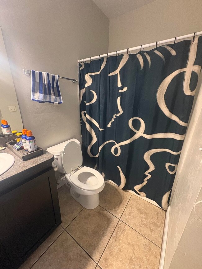 Building Photo - 256 Soho Ct