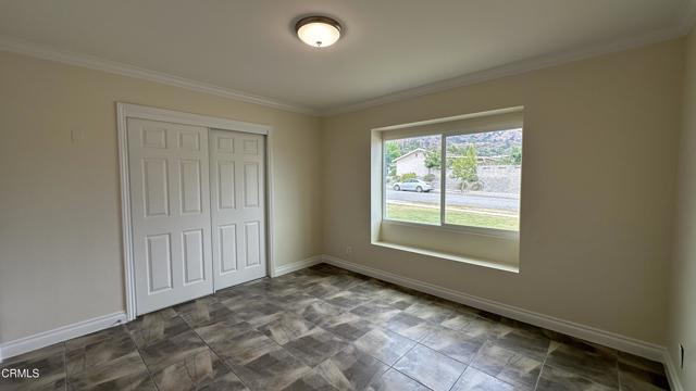 Building Photo - 653 Willowgrove Ave