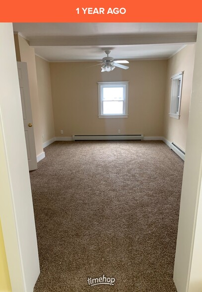 Livingroom - 86 Cliff St